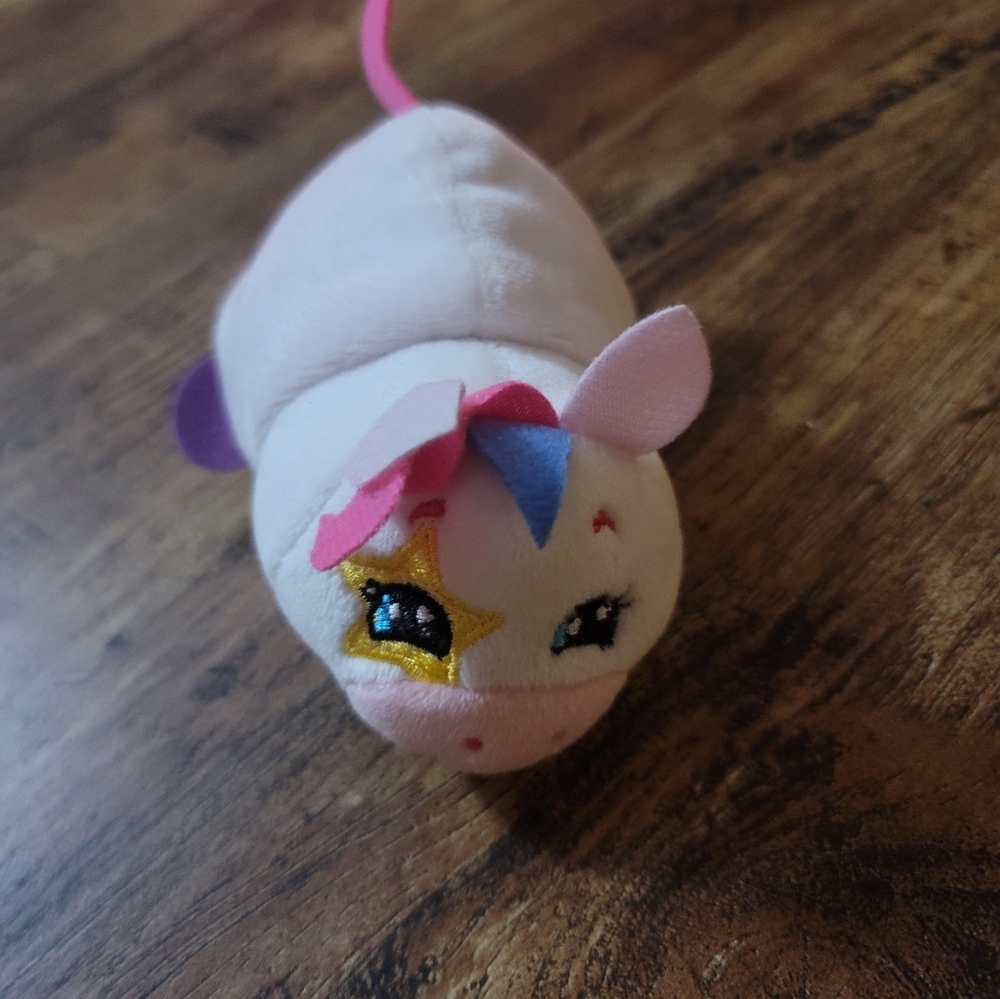 Flip-A-Zoo Unicorn Plush Keychain